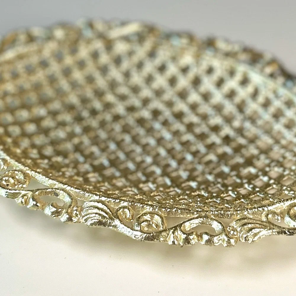 Vintage Gold Metal Filigree Hollywood Regency Style Oval Footed Soap/Vanity Dish